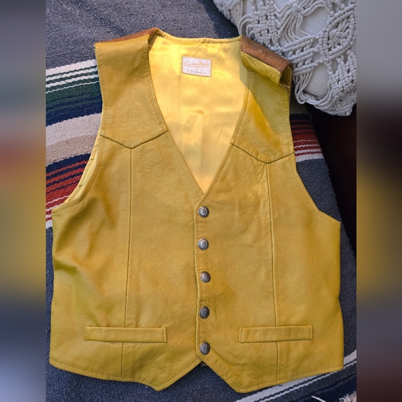 Vintage Men's Yellow Leather Vest with Suede Back Size M-L - Picture 1 of 11